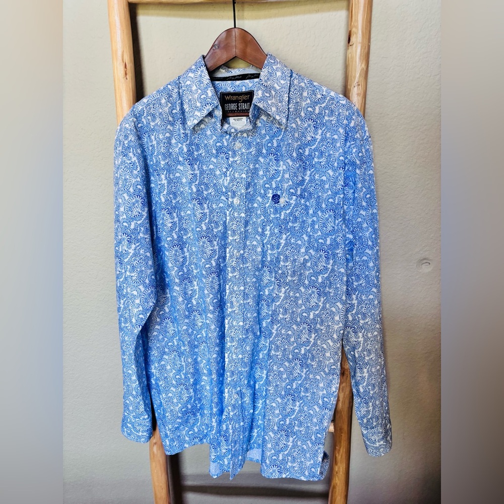 Wrangler George Strait Men’s XL Blue Paisley Button Up Shirt Cotton Blend